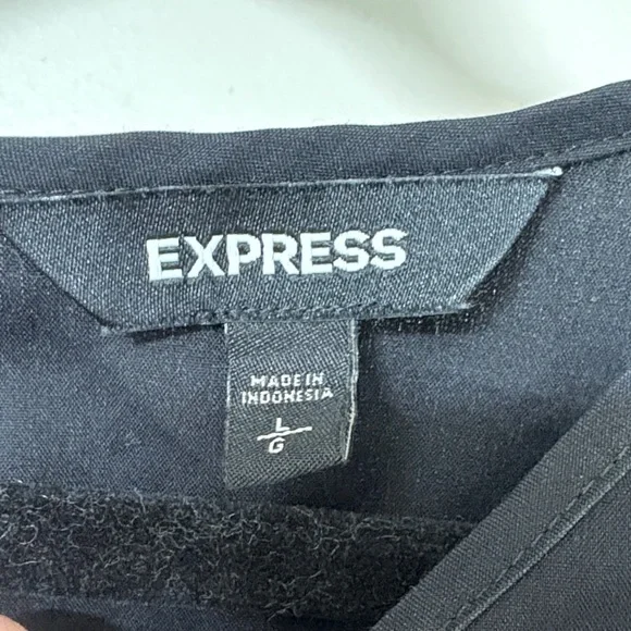 Express Black Ruffle Sleeve Top - Picture 3 of 4